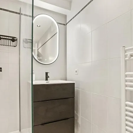 Apartmán 46m² Neuf Pres Vieux Port Et Plages