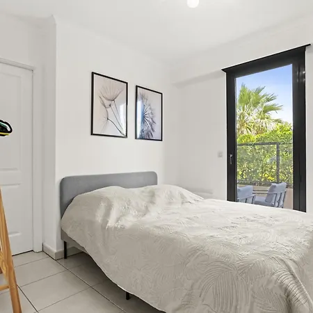Apartmán 46m² Neuf Pres Vieux Port Et Plages Fréjus