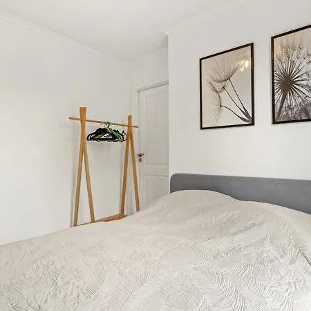 46m² Neuf Pres Vieux Port Et Plages Fréjus